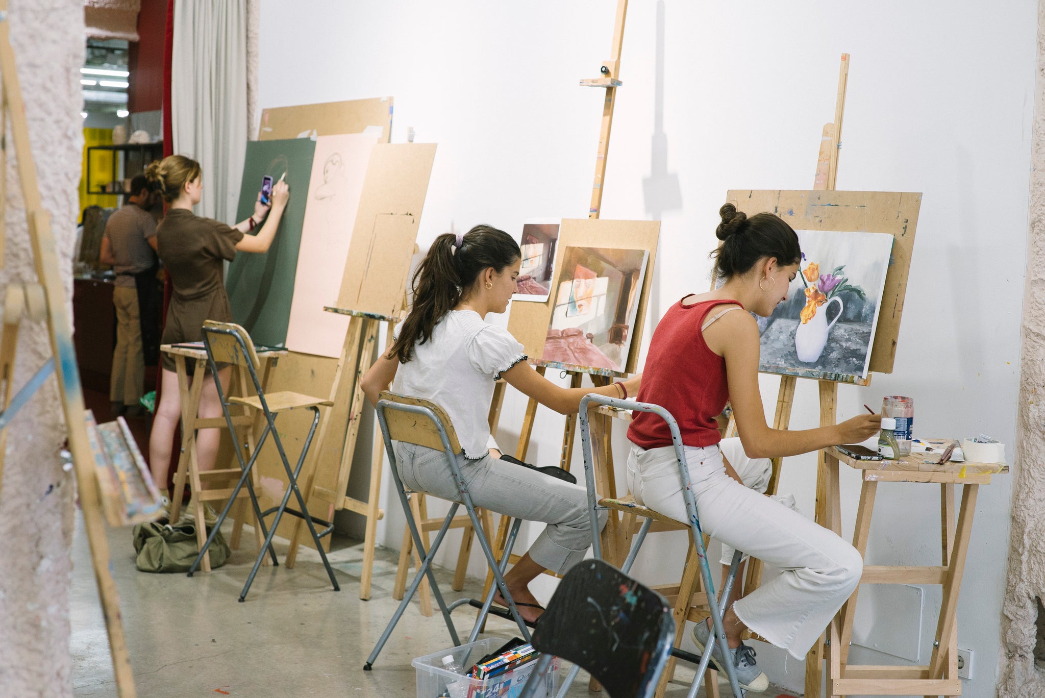Pintura y dibujo Juvenil con Blanca Sánchez-Cano | 12 a 17 años | <br> Martes, miércoles o jueves de 17:30 a 19:30h