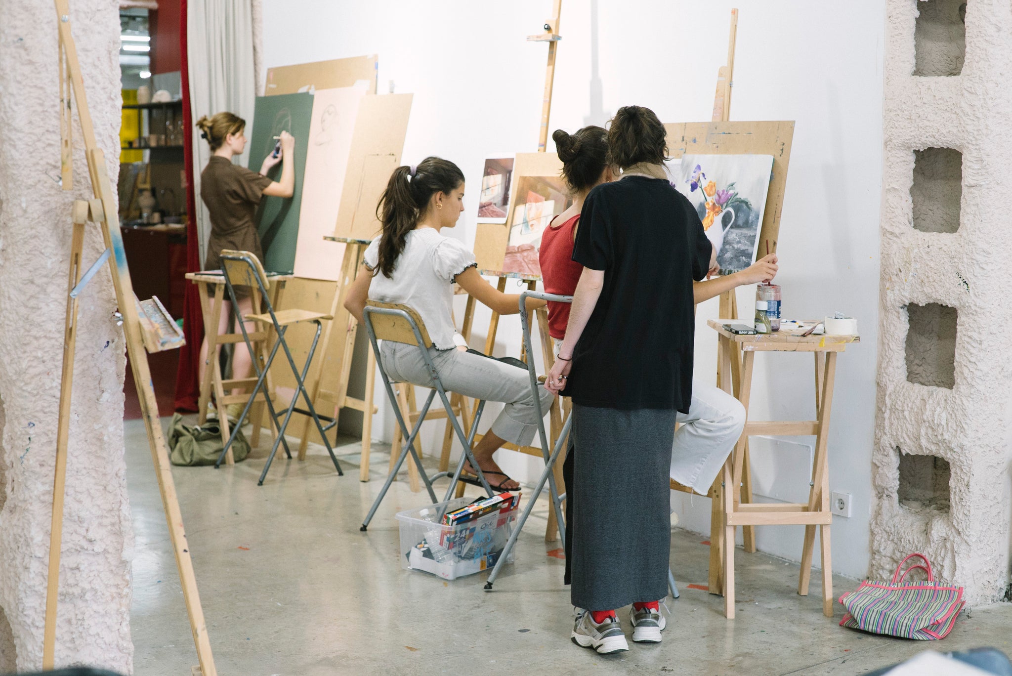 Pintura y dibujo Juvenil con Blanca Sánchez-Cano | 12 a 17 años | <br> Martes, miércoles o jueves de 17:30 a 19:30h